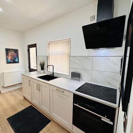 R4 Luxury Studio En-Suite Room In Harborne Lane By Queen Elizabeth Hospital Birmingham Luaran gambar