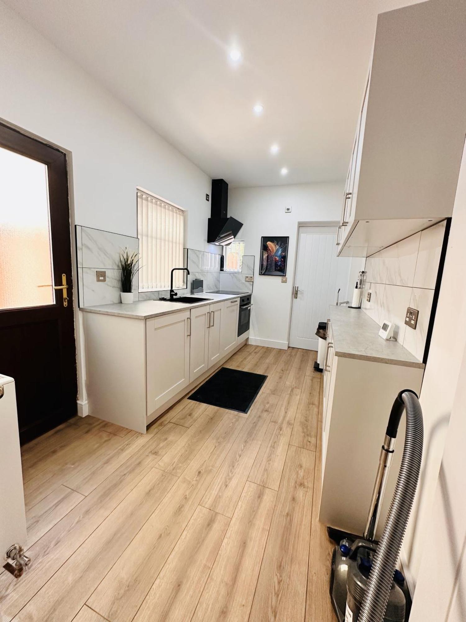 R4 Luxury Studio En-Suite Room In Harborne Lane By Queen Elizabeth Hospital Birmingham Luaran gambar